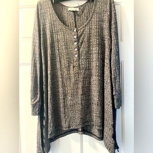 Women’s Plus Shirt with Lace